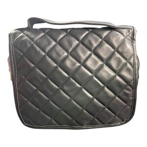Quilted Black Travel Organizer Bag - Stylish and Functional